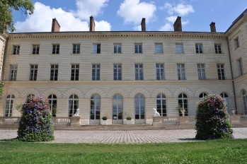 Façade du Château de Grouchy