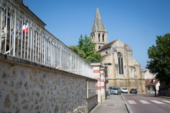 Église de la Nativité de la Sainte-Vierge à Jouy-le-Moutier 