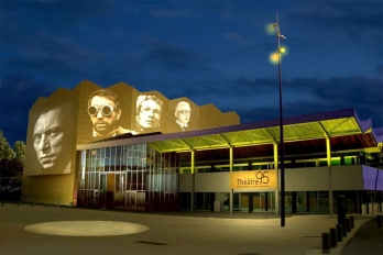 Simulation de mise en lumière du Théâtre 95 à Cergy 