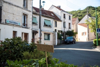 Menucourt - Potager à partager  dans une rue du village