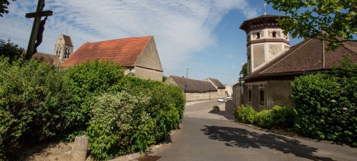 Tourelle de la ferme Thomassin à Puiseux-Pontoise