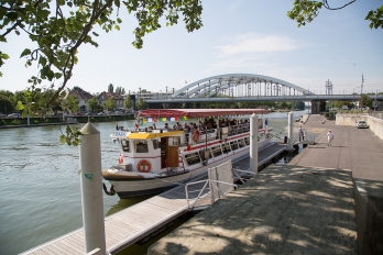 Halte fluviale à Pontoise